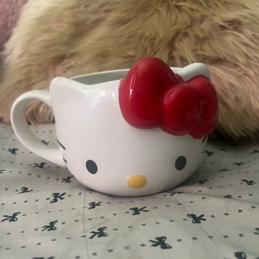 Hello Kitty White Mug with Red Bow